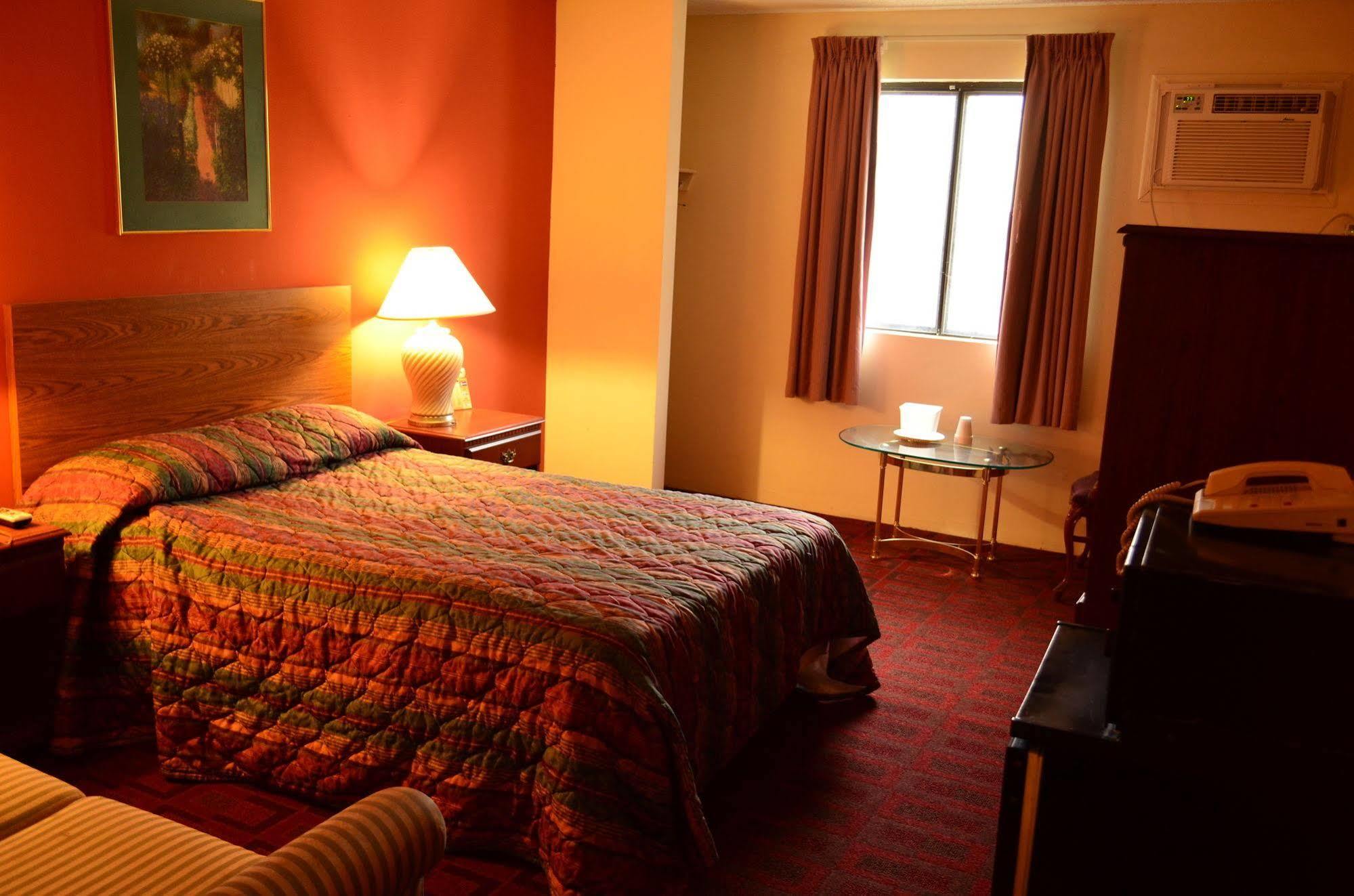 Luxury Inn & Suites לינקולן מראה חיצוני תמונה